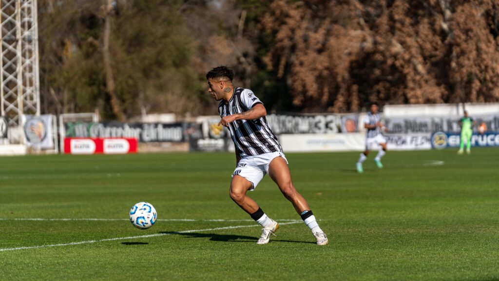 striker drills for soccer